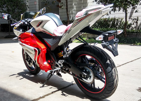 Vertical Engine Road And Race Classic Motorcycles 13L Fuel Tank Capacity